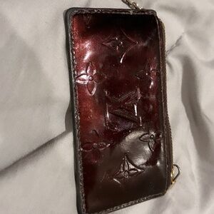 Louis Vuitton vernis pochette key pouch